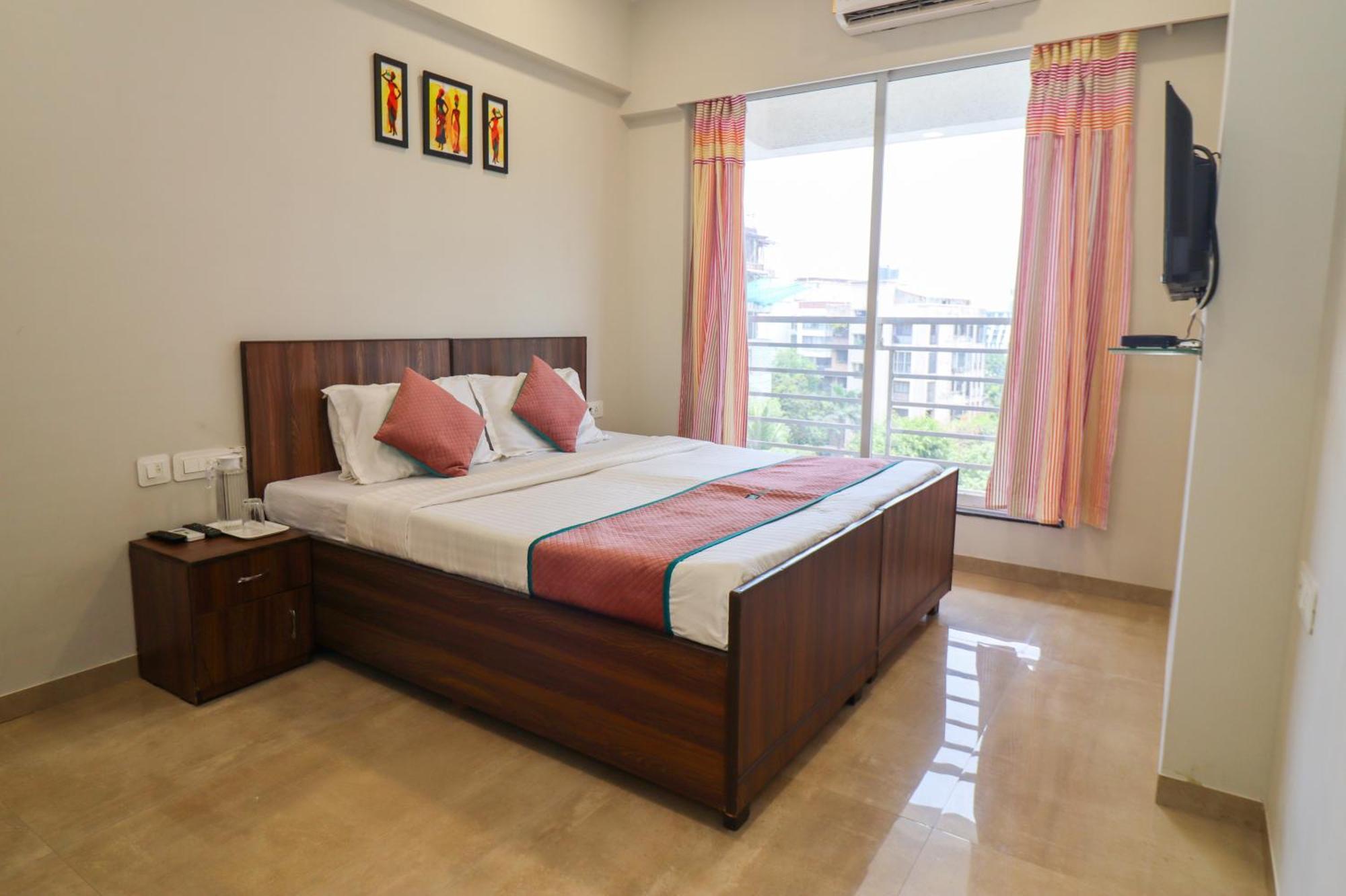 Pinaki Comfort Stay, Parle * Mumbai